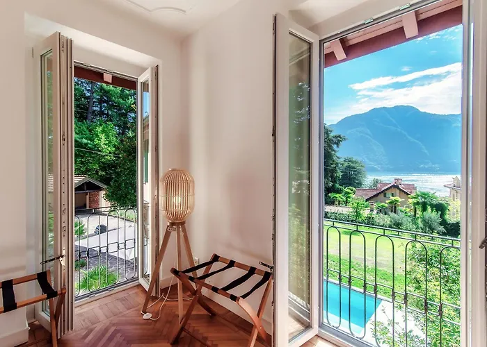 Riva - By Myhomeincomo Villa